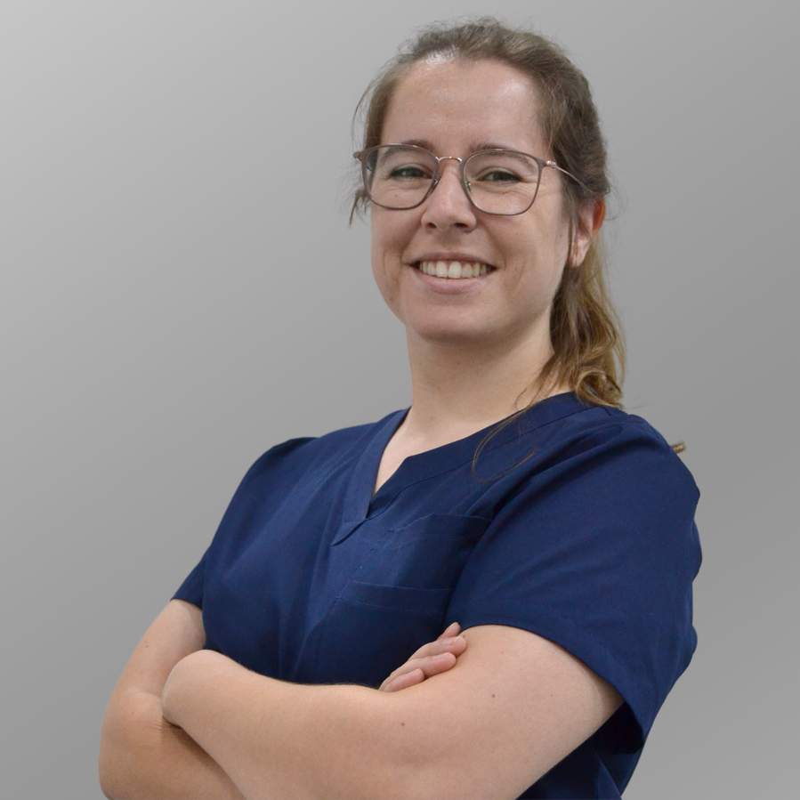 Clínica Médica Santa Sofia Somos uma clínica dentária dedicada à saúde oral e ao bem-estar dos nossos pacientes. Oferecemos tratamentos dentários completos, com tecnologia moderna e uma equipa experiente, para cuidar do seu sorriso com qualidade, segurança e confiança.